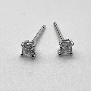 Vtg Sterling Silver Round Cz Stone - Square Shape Setting Stud Earrings 3mm